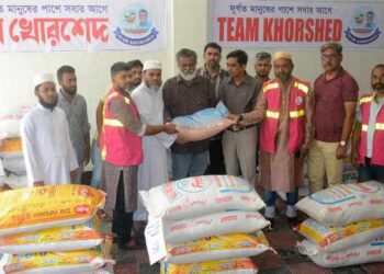 ৯ মাদ্রাসার এতিম ছাত্রদের জন্য চাল ডাল উপহার দিল টিম খোরশেদ