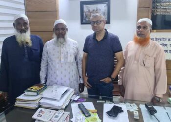 ফতুল্লার ওসির সাথে আরাফাত নগর জামে মসজিদ কমিটির নেতৃবৃন্দের সৌজন্য সাক্ষাৎ