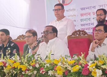 এখন গরিবেরা তিনবেলা ভাত খায় আর ধনীরা খায় আটা – খাদ্যমন্ত্রী