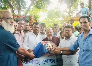সোনারগাঁ উপজেলা চেয়ারম্যানকে দামাদরদী পূজা উদযাপন পরিষদের ফুলেল শুভেচছা 