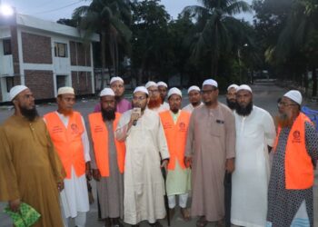 জেলা পুলিশ লাইনস রক্ষার দায়িত্ব পালনে ইসলামী আন্দোলনের নেতৃবৃন্দ