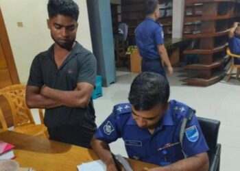 আড়াইহাজারে যৌথবাহিনীর হাতে যুবদল নেতা গ্রেপ্তার