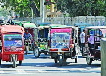 “গেলে যান না গেলে নামেন”