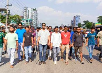 আওয়ামী নৈরাজ্যে ঠেকাতে মাঠে ফতুল্লা ইউনিয়ন বিএনপি নেতা হাসান ইমাম!