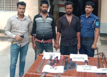 সোনারগাঁয়ে ডাকাতির প্রস্তুতিকালে গ্রেপ্তার-২ 