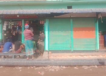 বক্তাবলীতে শ্রমিক দল নেতার মার্কেট দখল করলো ভূমিদস্যু শাহ আলী!