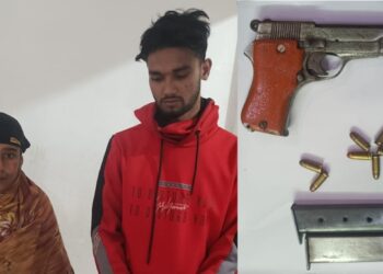 সোনারগাঁয়ে পিস্তল ও গুলিসহ তরুণ, তরুণী আটক 