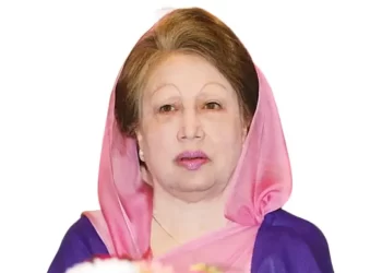 মঙ্গলবার রাতে ঢাকা ছাড়বেন খালেদা জিয়া