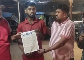 বন্দরে লিফলেট বিতরণকালে স্বেচ্ছাসেবক লীগ নেতাসহ আটক ২