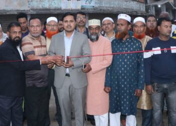 ফতুল্লায় জাগরণী ক্রীড়াচক্র ক্লাবের উদ্যোগে বইমেলার উদ্বোধন