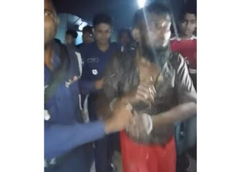 ফতুল্লায় ইজিবাইকচালককে গলা কেটে হত্যা, আটক ১