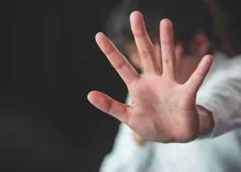 বন্দরে ২০ বছরের যুবককে ডেকে নিয়ে বলাৎকার