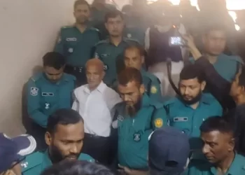 আমি মৃত্যুর আগ পর্যন্ত আর আ.লীগের রাজনীতি করব না: কাঠগড়ায় কামাল মজুমদার