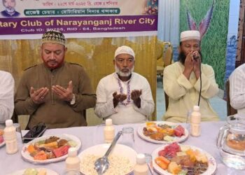 এতিম শিশুদের সাথে রোটারীয়ান দিদার খন্দকারের ইফতার মাহফিল