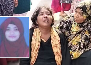 বন্দরে বাসের ধাক্কায় কলেজছাত্রী নিহত