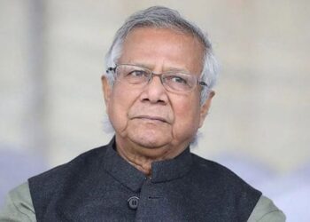 প্রধান উপদেষ্টা পদত্যাগ করবেন না