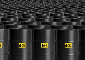 ইরান-ইসরাইল সংঘাতে বাড়ল তেলের দাম