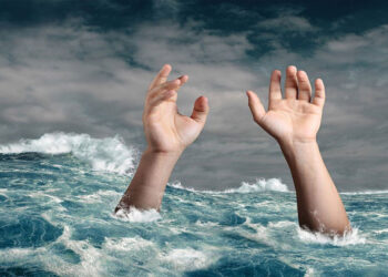 রূপগঞ্জে বন্ধুদের সঙ্গে পুকুরে নেমে প্রাণ গেল যুবকের