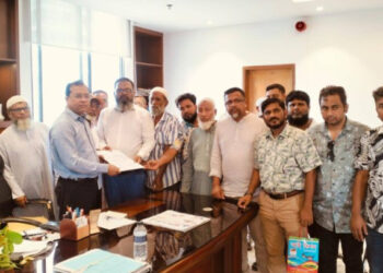 শীতলক্ষ্যায় দ্রুত কদমরসুল সেতু বাস্তবায়নের দাবিতে স্মারকলিপি