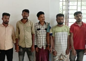 বন্দরে সংঘবদ্ধ ডাকাত চক্রের ৬ সদস্য গ্রেফতার