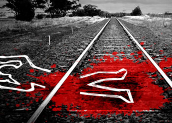 নগরীর বোস কেবিনের সামনে ট্রেনে কাটলো অজ্ঞাত নারীর দুই পা