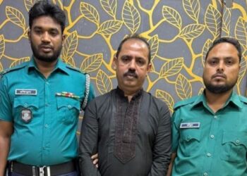 কাঁচপুর ইউনিয়নের সাবেক চেয়ারম্যান মোশাররফ ওমর গ্রেপ্তার