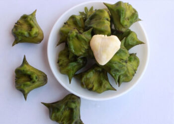 পানিফল খাওয়ার ক্ষেত্রে সতর্ক থাকবেন যারা