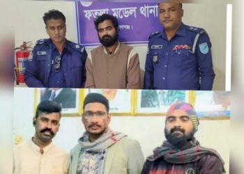 জাকির খানের দু’পাশে চিহিৃত দুই অপরাধী!