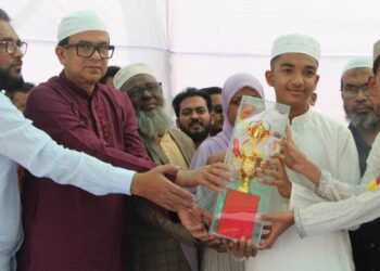 খেলাধুলা মানুষের মন ও শরীর সতেজ রাখে: রিয়াদ মোহাম্মদ চৌধুরী