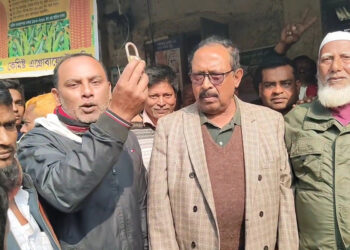 ভোটে জিতেই কার্যক্রম নিষিদ্ধ আ. লীগের অফিস খুলে দিলেন বিএনপি নেতা