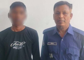 সোনারগাঁয়ে মোবাইল চুরির অপবাদে ৫ জনকে কুপিয়ে জখম