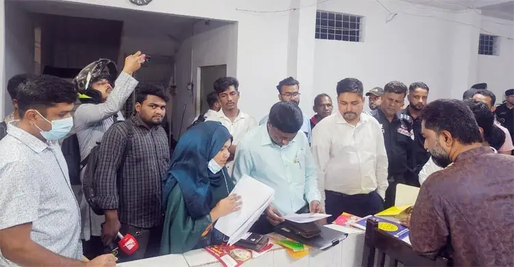 নগরীতে সেমাই কারখানায় অভিযান, লাখ টাকা জরিমানা