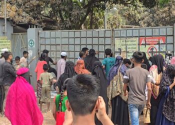 সোনারগাঁয়ে আমান সিমেন্ট কারখানায় হামলা-ভাঙচুর