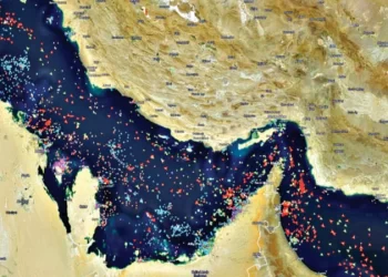 যুক্তরাষ্ট্র-ইরান যুদ্ধ: হরমুজ প্রণালি বন্ধ ঘোষণা, উচ্চঝুঁকিতে জ্বালানি বাজার