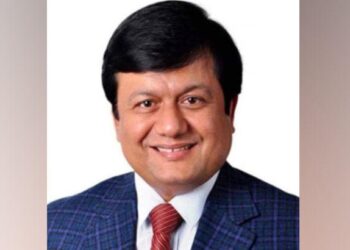 মাথার চুল ফেলে গোপনে পালালেন মতিউর