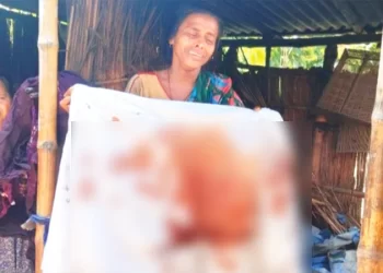 স্বজন হারানোর // কান্না গুলিতে শেষ একেকটি তাজা স্বপ্ন