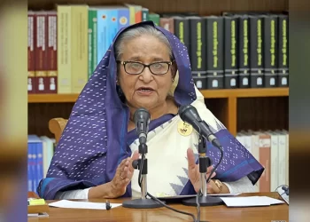 গণভবনের দরজা খোলা, আন্দোলনকারীদের সঙ্গে বসতে চাই: প্রধানমন্ত্রী