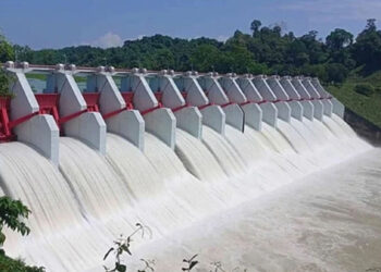 রাত ১০টায় খুলে দেওয়া হবে কাপ্তাই বাঁধের সব গেট, সতর্কতা জারি