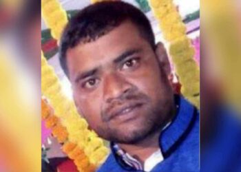 পাগলায় ভুমি অফিসের কর্মকর্তা পরিচয়ে রনি’র তাফালিং!