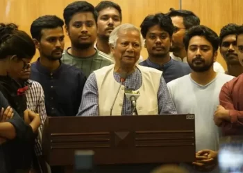 বিবিসির বিশ্লেষণ//ড. ইউনূসের মেগাফোন কূটনীতিতে’ বিস্মিত ভারত