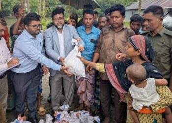 শেরপুরের শ্রীবরদীতে বন্যার্ত পরিবারের মাঝে শিশু খাদ্য বিতরণ