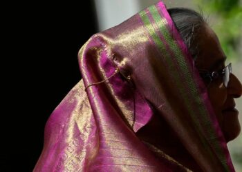শেখ হাসিনা কোথায় জানে না সরকার