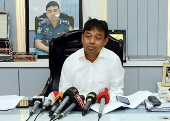 সাবেক ডিবিপ্রধান হারুন কি যুক্তরাষ্ট্রে?