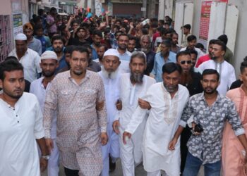ফতুল্লয় মাদক,সন্ত্রাস, চাঁদাবাজ ও নৈরাজ্যের বিরুদ্ধে র‌্যালী