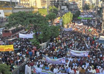 ঢাকাসহ সারাদেশে শোডাউন দেখিয়ে কী বার্তা দিল বিএনপি