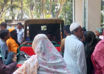 আড়াইহাজারে সড়ক দুর্ঘটনায় নিহত ২