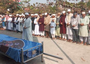  বিএনপি নেতা হাজী শহীদুল্লাহর বাবা মানিক মিয়ার জানাজা অনুষ্ঠিত