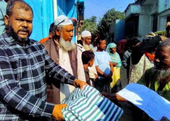 সোনারগাঁয়ে যুবদল নেতা স্বপনের উদ্যোগে শীতবস্ত্র  বিতরণ