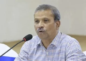 শেখ হাসিনার ক্যাশিয়ার ছিলেন ছোট বোন রেহানা: আইন উপদেষ্টা