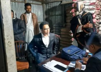 আড়াইহাজারে এলপিজি সিলিন্ডার অতিরিক্ত দামে বিক্রি, জরিমানা